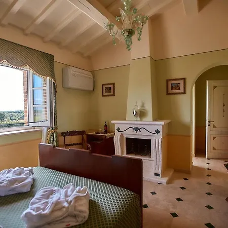 Podere San Giuseppe 4*