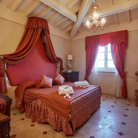 Podere San Giuseppe Bed & Breakfast 4*
