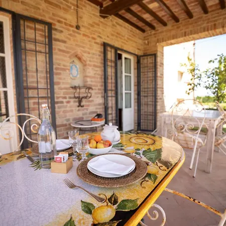 Bed & Breakfast Podere San Giuseppe 4*