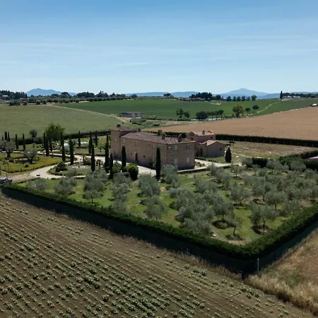 Podere San Giuseppe Bed & Breakfast 4*