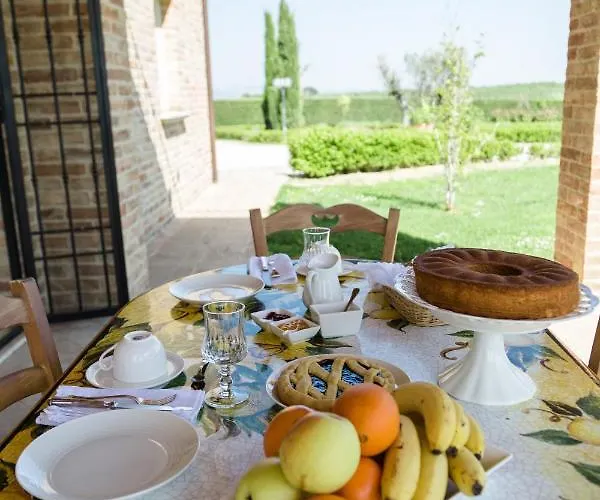 Podere San Giuseppe فندق مبيت وإفطار