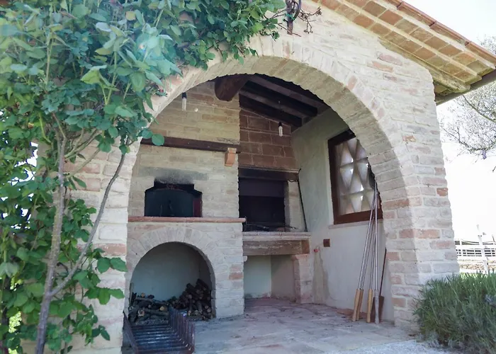 Podere San Giuseppe فندق مبيت وإفطار 4*